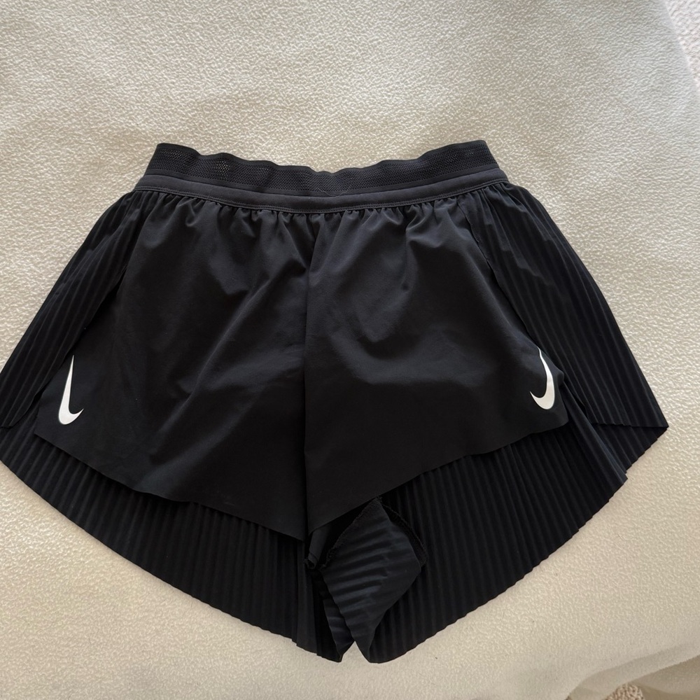 Nike Aeroswift shorts